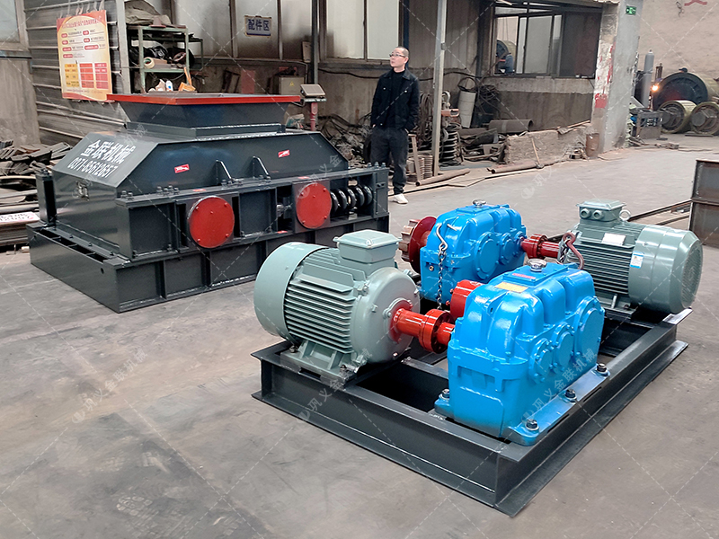 傳統(tǒng)破碎機(jī)處理廢渣總 “水土不服”?為何雙齒輥機(jī)型能輕松勝任? 傳統(tǒng)破碎機(jī)處理廢渣總 “水土不服”?為何雙齒輥機(jī)型能輕松勝任?