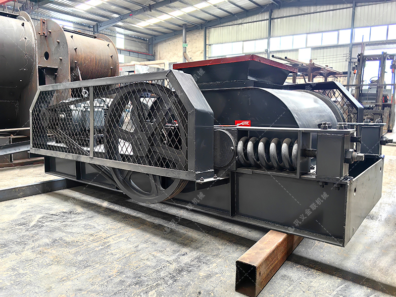 雙齒輥破碎機(jī)的可靠性,是如何保障煤炭生產(chǎn)連續(xù)穩(wěn)定運行的? 雙齒輥破碎機(jī)的可靠性,是如何保障煤炭生產(chǎn)連續(xù)穩(wěn)定運行的?